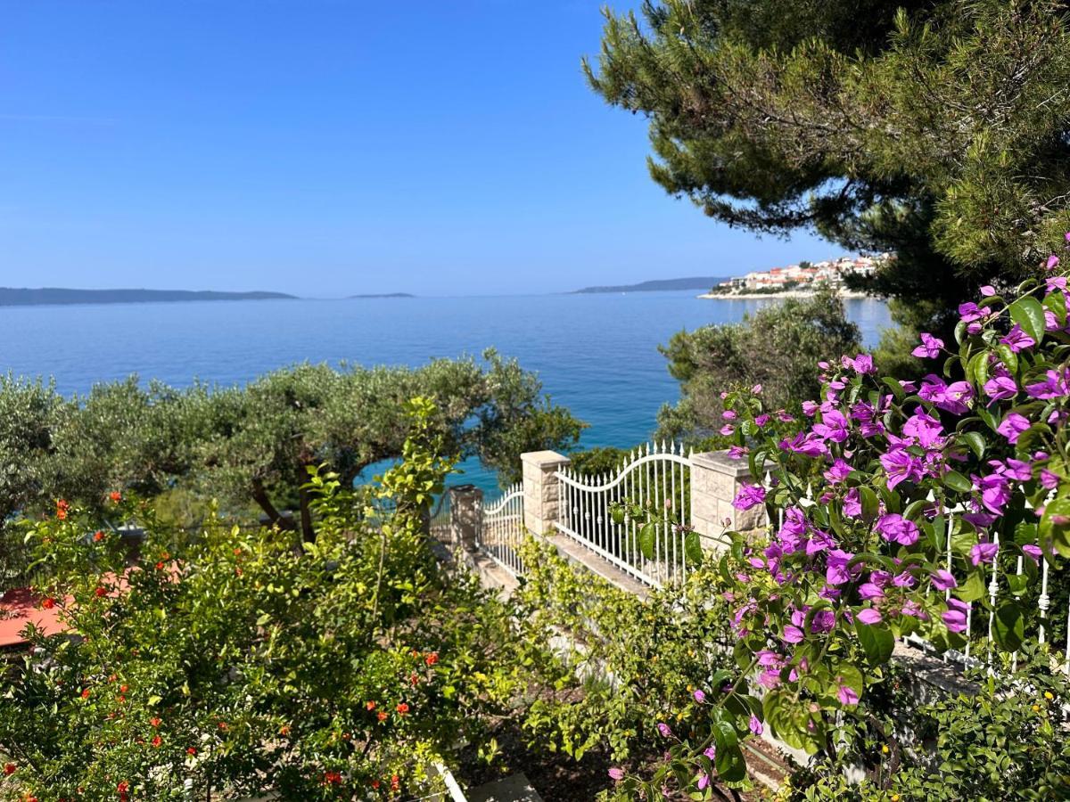 Luxury Seaside Villa With A Classic Mediterranean Olive Garden, A Fully Equipped Professional Kitchen, Pool, Sauna, Padle Boards And Canoe - Miolin Beach House Trogir Ngoại thất bức ảnh